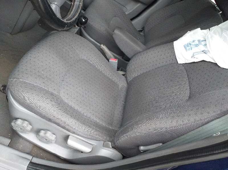 KIA Carens 2 generation (2002-2006) Klimato kontrolės (klimos) valdymas 0K2FB61190 18450791