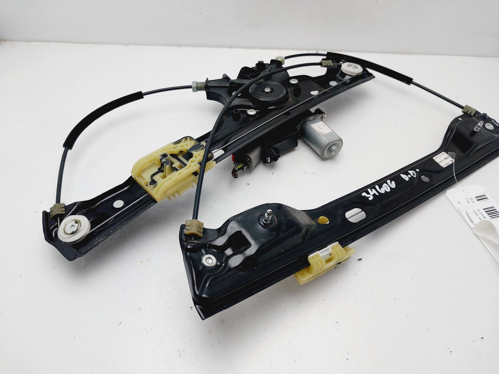 OPEL Astra K (2015-2021) Front Right Door Window Regulator 13406674 25583812