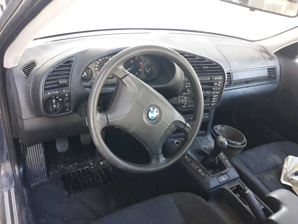 BMW 3 Series E36 (1990-2000) Cadre de poignée intérieure de porte avant gauche 51211960807 20194546