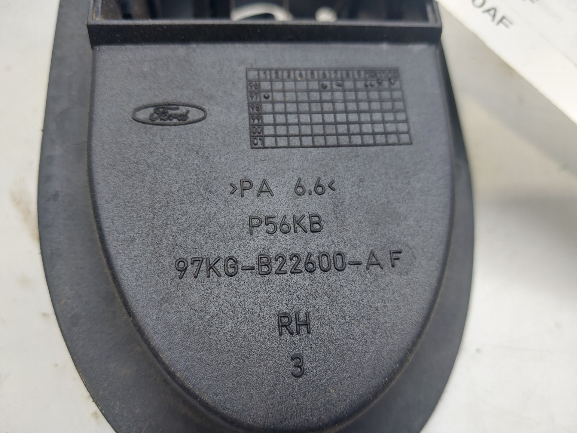 FORD Ka 1 generation (1996-2008) Наружная ручка передней правой двери 97KGB22600AF 22739119