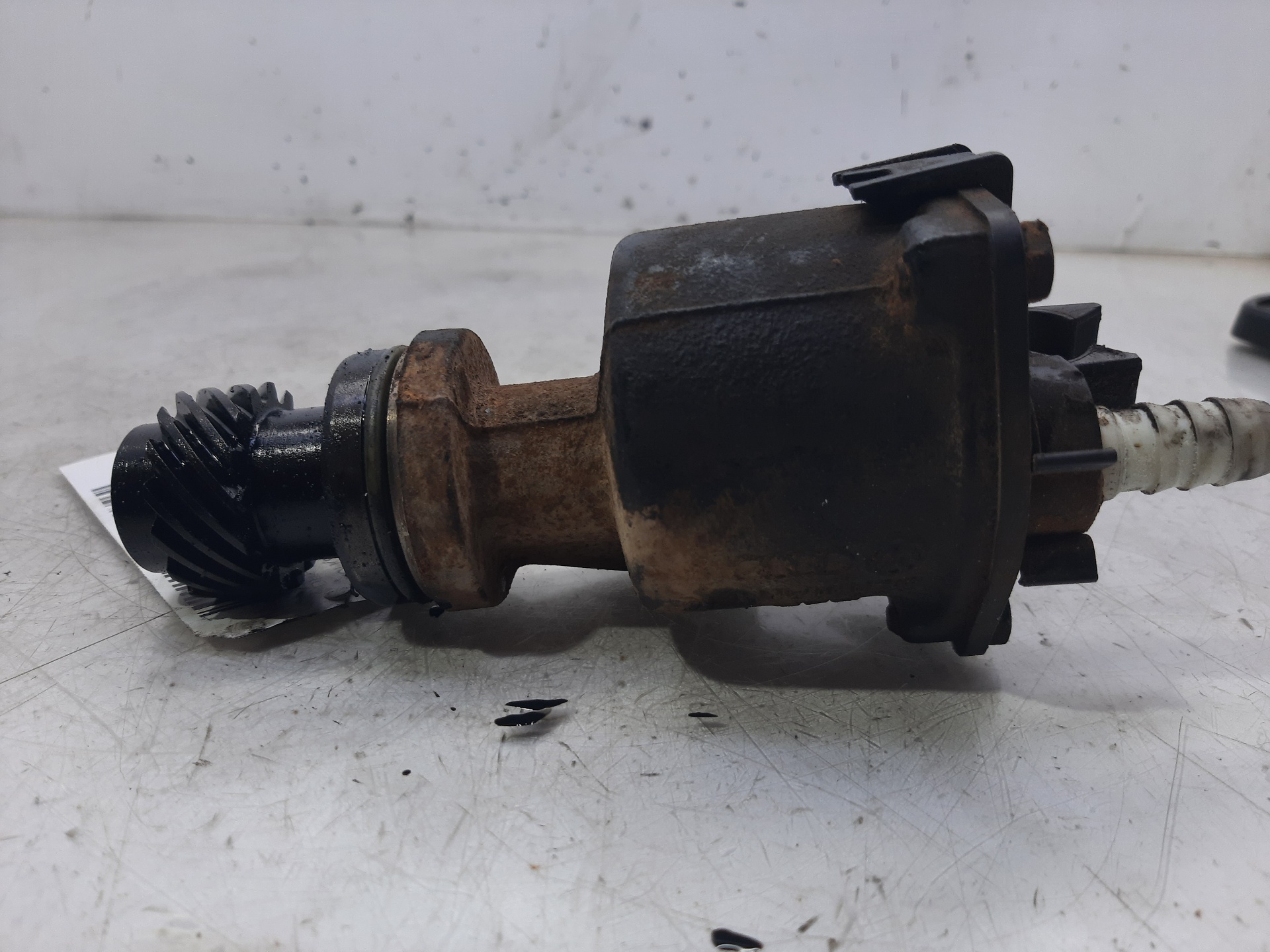 VOLKSWAGEN Polo 3 generation (1994-2002) Pompe à vide 028207A 24978918