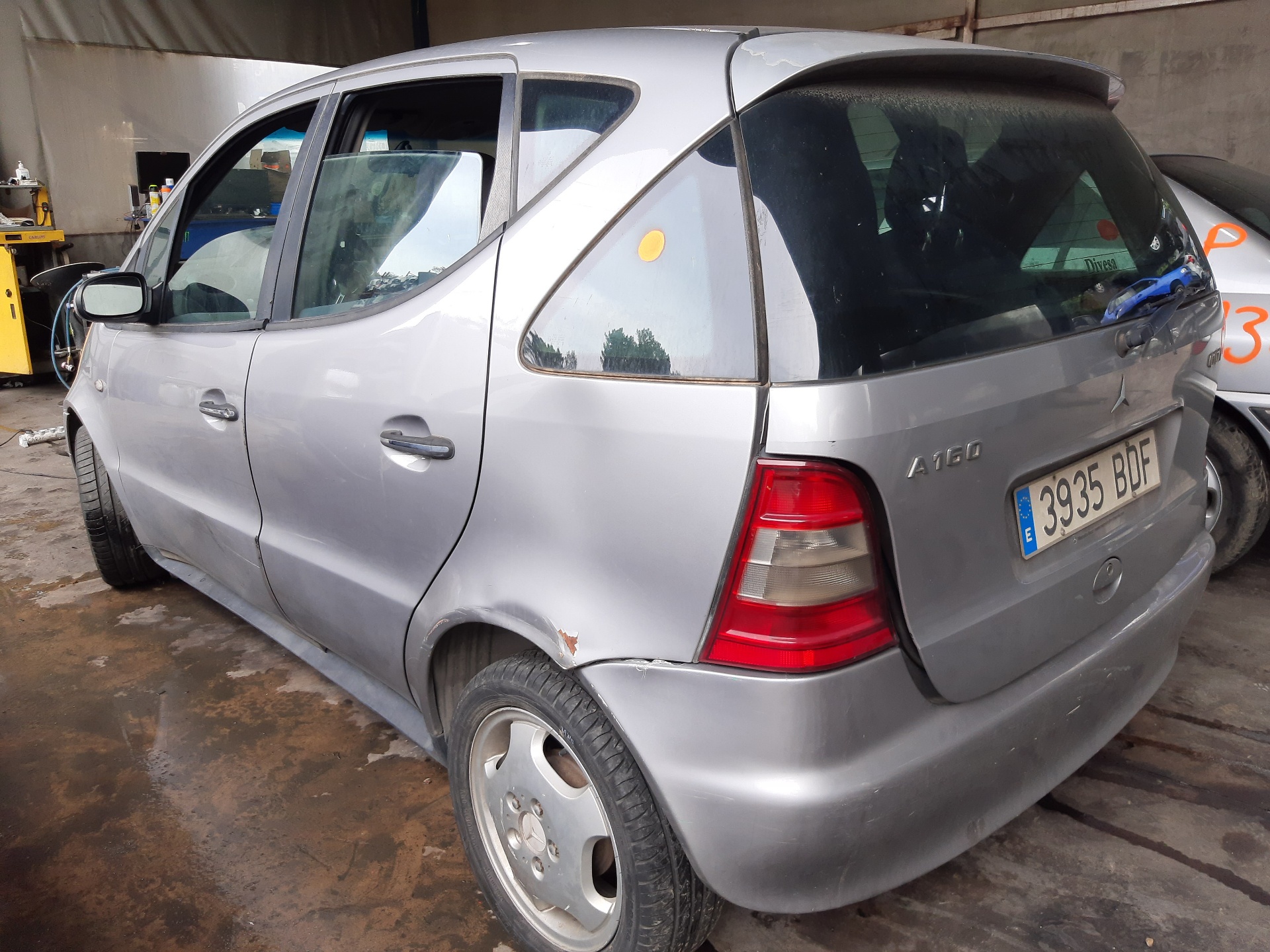 MERCEDES-BENZ A-Class W168 (1997-2004) Aripa stânga față 1688800718 22463588