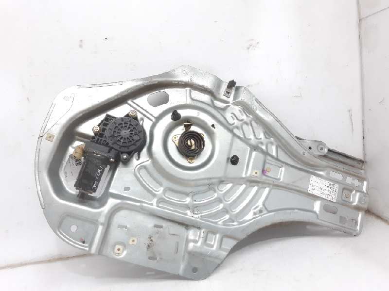 HYUNDAI Tucson 1 generation (2004-2010) Front Left Door Window Regulator 824702E010 18472143