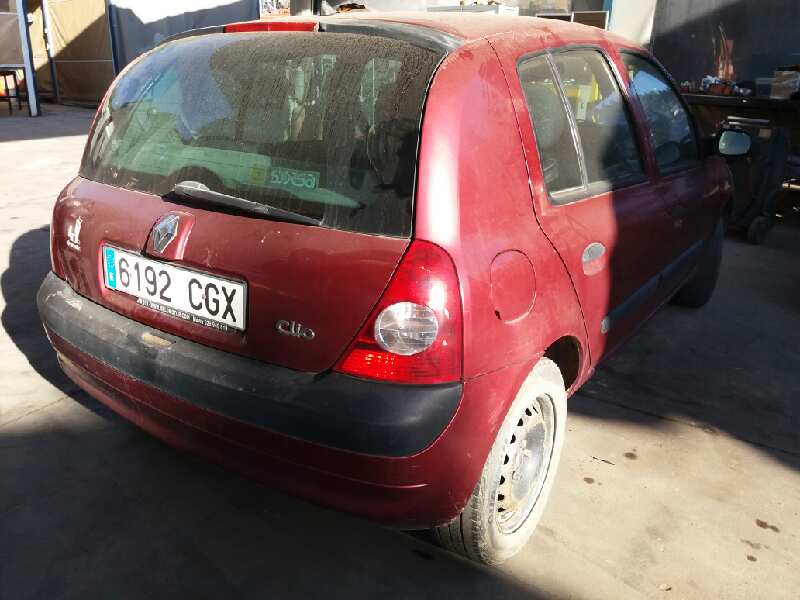 RENAULT Clio 2 generation (1998-2013) Левая противотуманка переднего бампера 8200002469 20194275