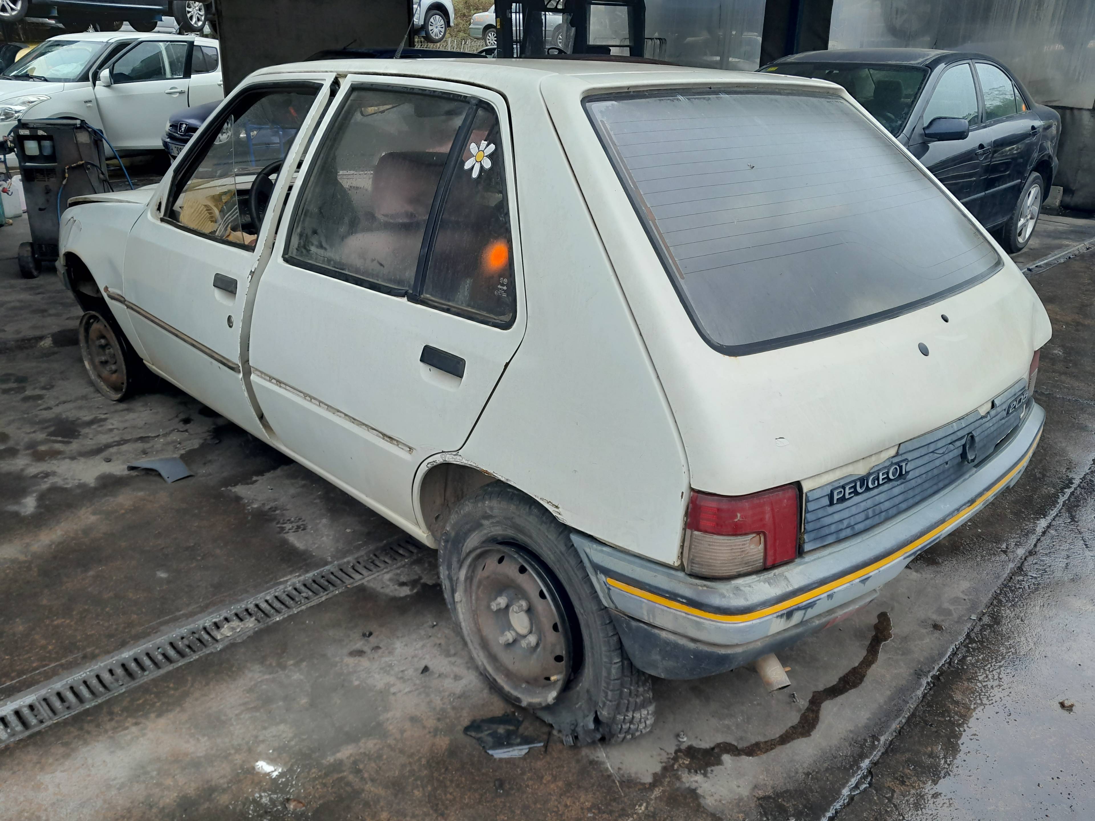 PEUGEOT 205 1 generation (1983-1998) Indvendigt bakspejl E200466 22559998