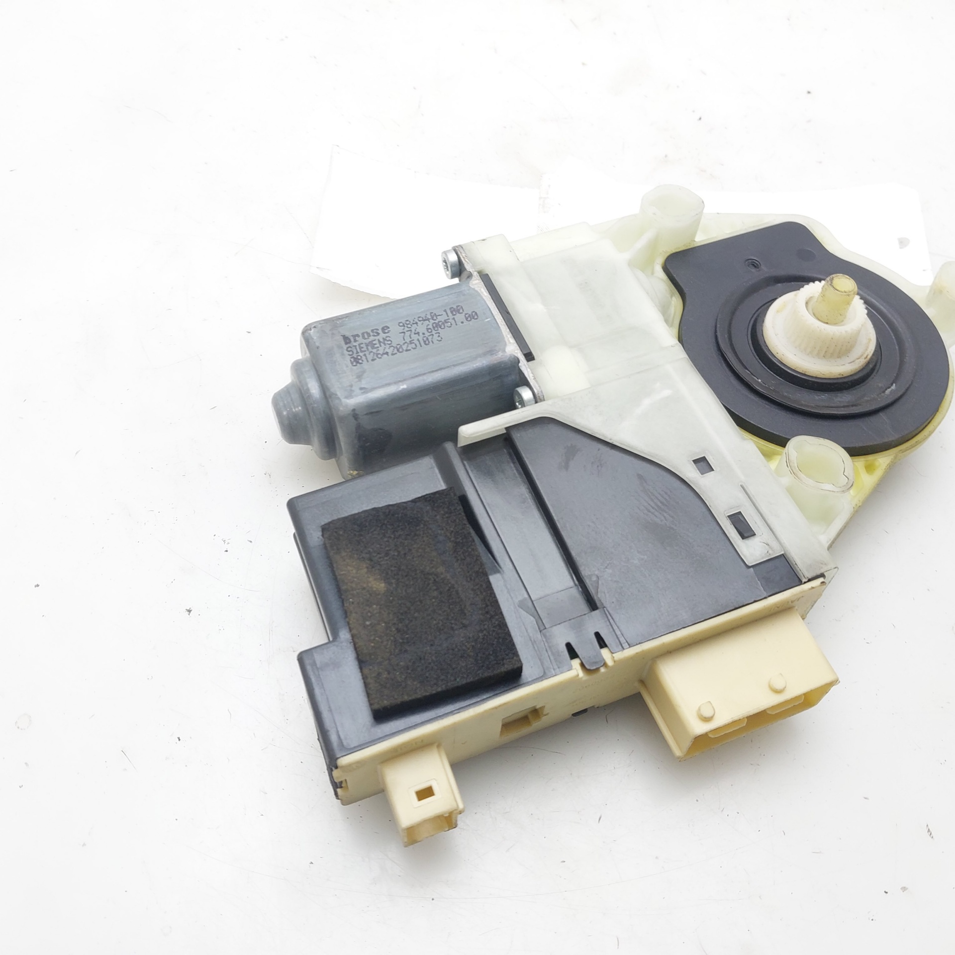 PEUGEOT C4 1 generation (2004-2011) Front Right Door Window Control Motor 9681574880 24973397