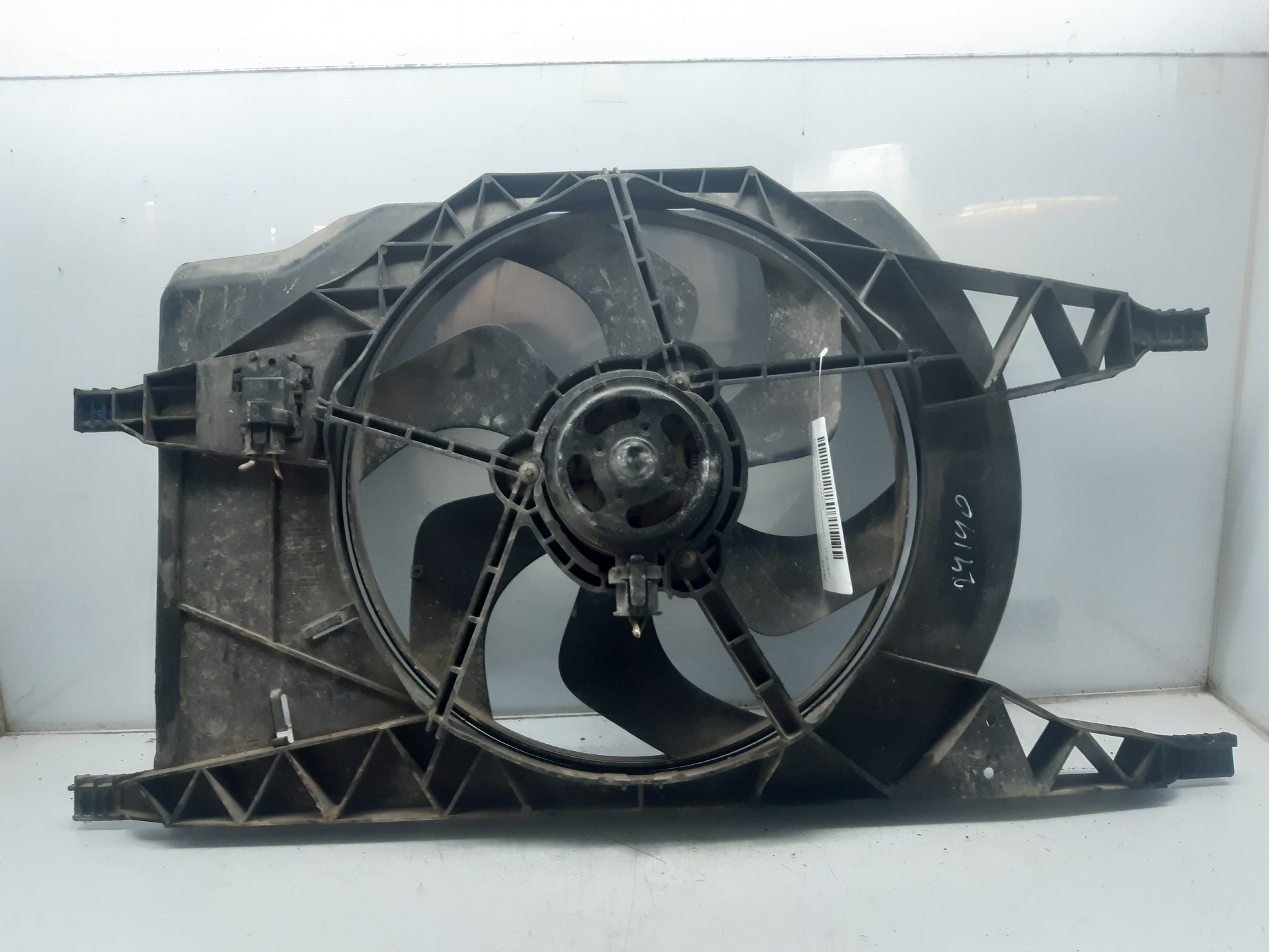 RENAULT Espace 4 generation (2002-2014) Difūzoriaus ventiliatorius 8200387730 18692607