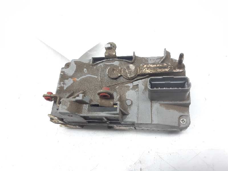 SUBARU Front Right Door Lock 9136J7 24883561