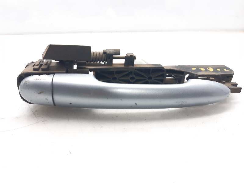 NISSAN Primera P12 (2001-2008) Front Right Door Exterior Handle 80642AV600 18579187