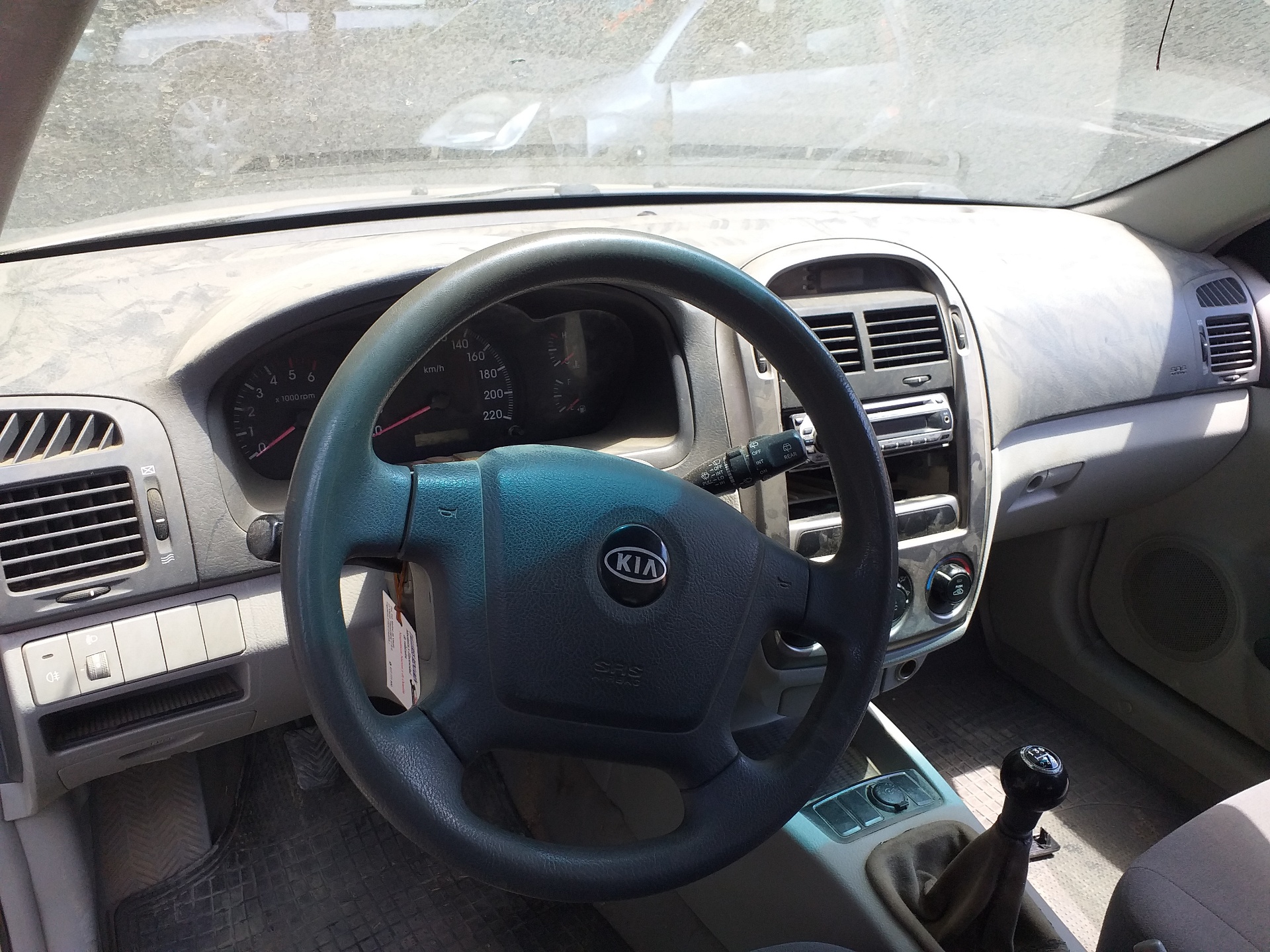 KIA Cerato 1 generation (2004-2009) Jobb első ajtó ablakemelő gombja 935782D000 21011536