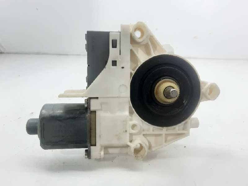 PEUGEOT 407 1 generation (2004-2010) Rear Left Door Window Control Motor 0130822201 18528294