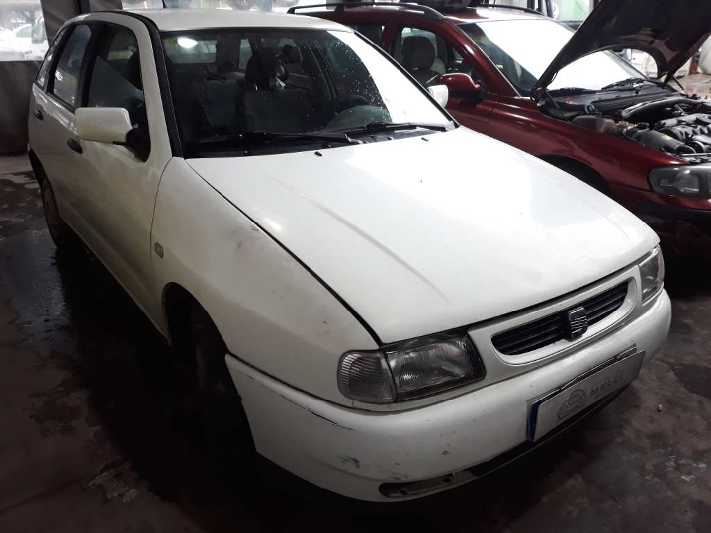 SEAT Cordoba 1 generation (1993-2003) Galinis kairys žibintas 6K6945111E 18466357