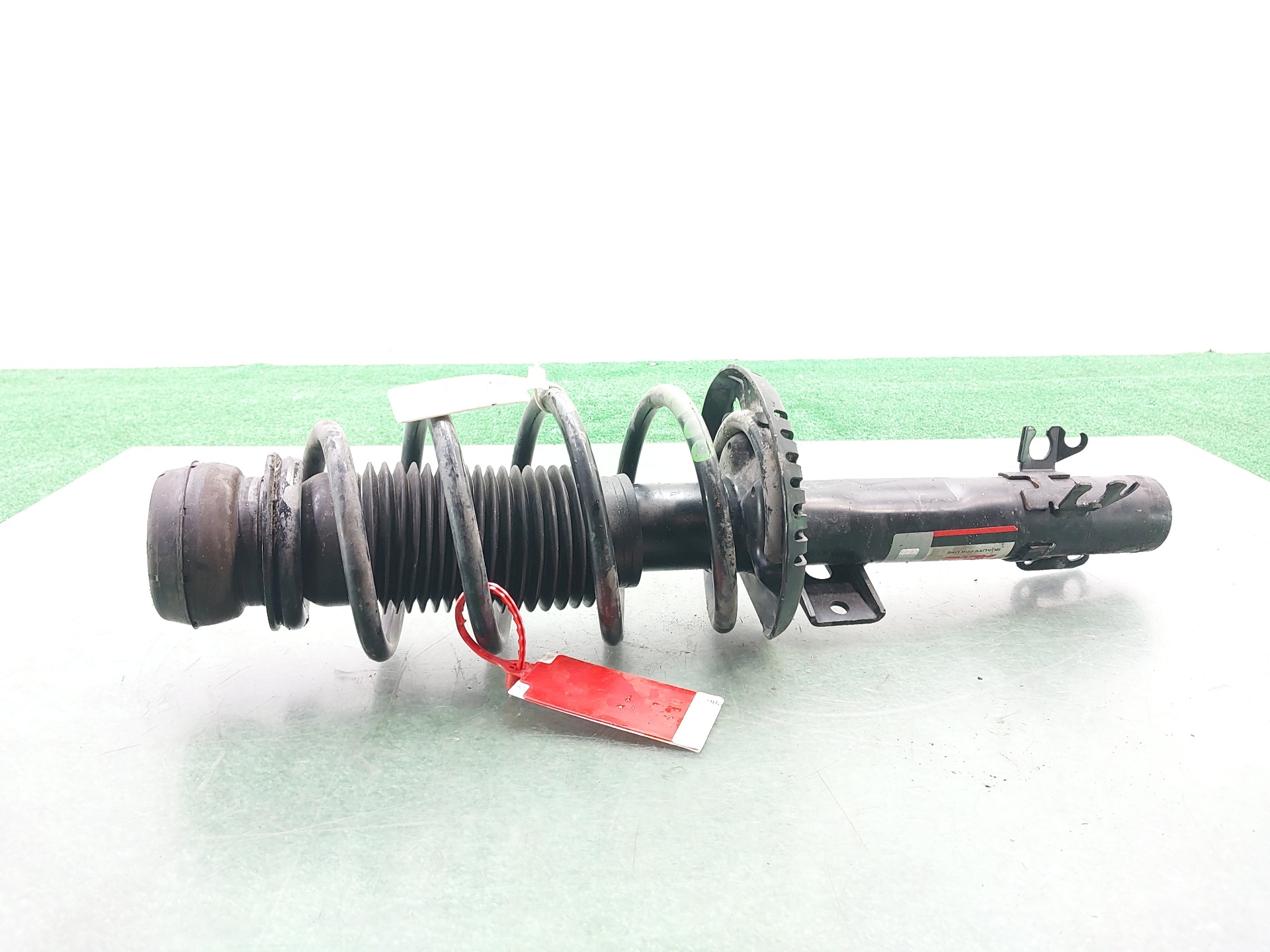 SEAT Ibiza 4 generation (2008-2017) Front Right Shock Absorber 6R0413031F 24758682