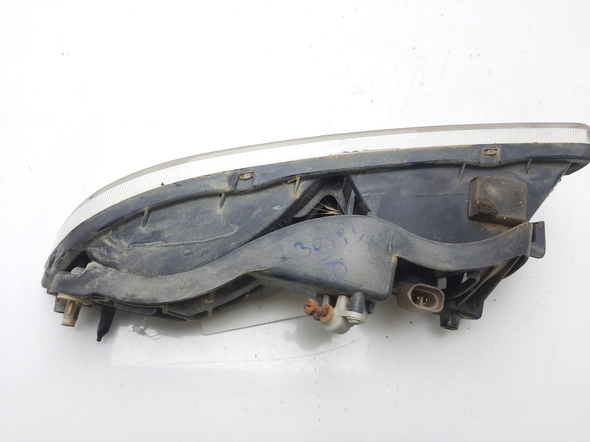 SSANGYONG Rexton Y200 (2001-2007) Feu antibrouillard avant droit 8320208522 23015141