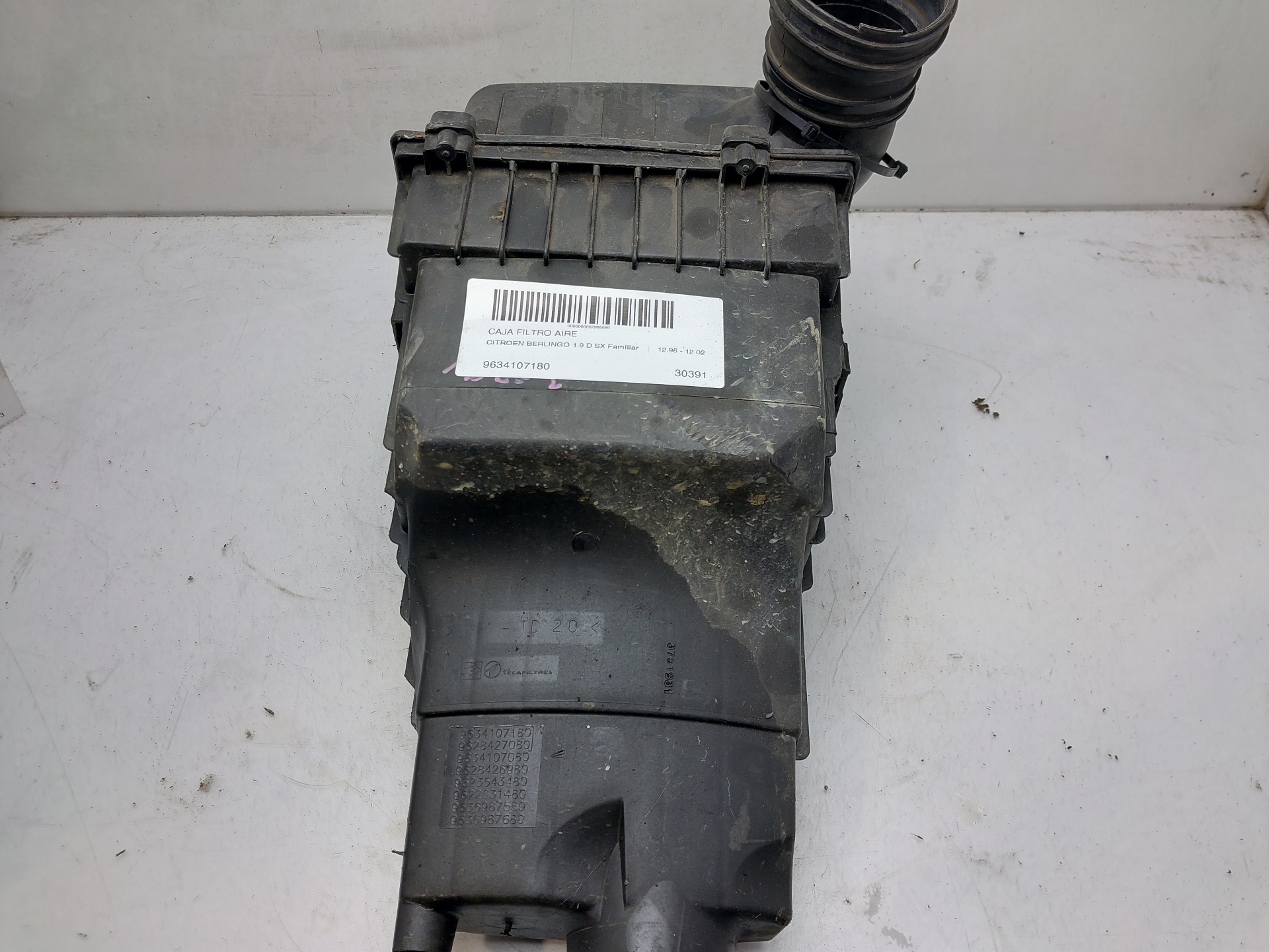 CITROËN Air Filter Box 9634107180 22490896