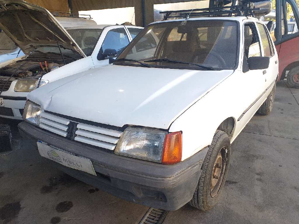 PEUGEOT 205 1 generation (1983-1998) Baglygte højre baglygte 635182 18542965