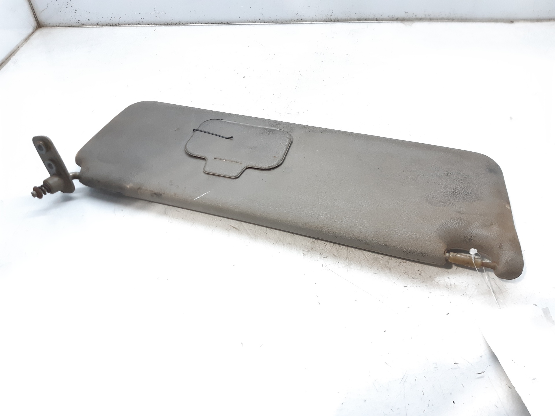 MITSUBISHI Pajero 2 generation (1991-1999) Right Side Sun Visor MR216240 24038454