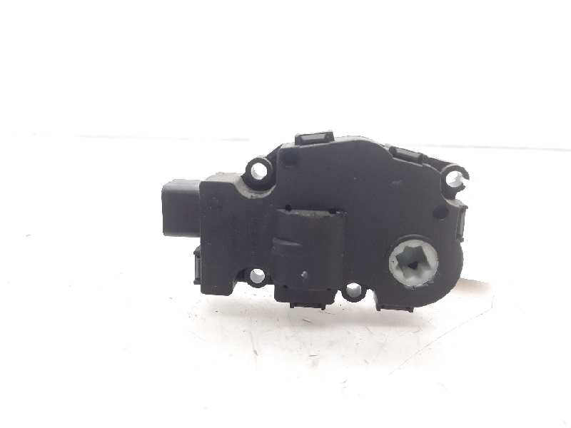 BMW 3 Series E90/E91/E92/E93 (2004-2013) Motorul supapei de debit de aer al aparatului de aer condiționat CZ1139300711 24010634