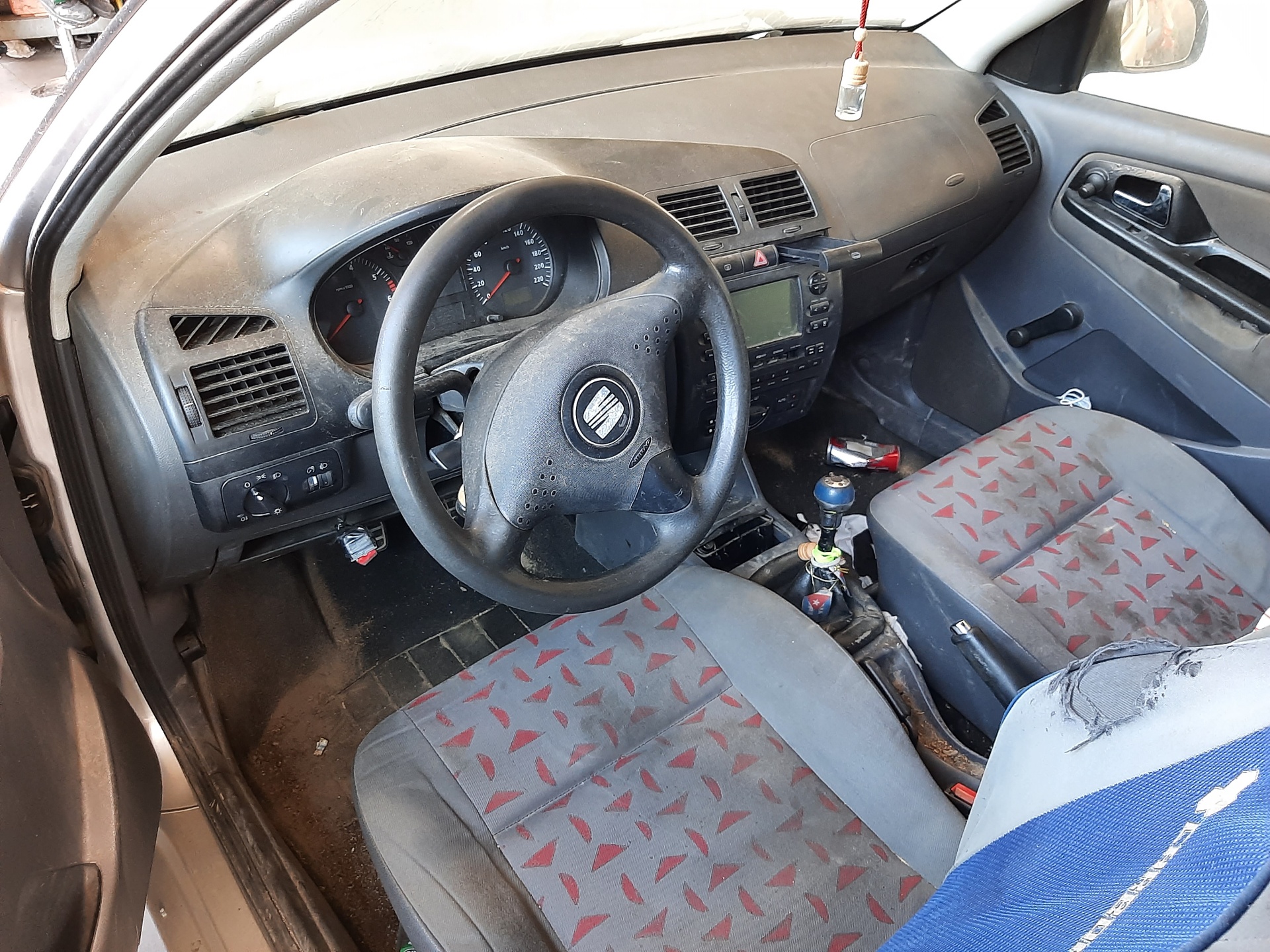 SEAT Ibiza 2 generation (1993-2002) Droseļvārsts 030133062C 20142255