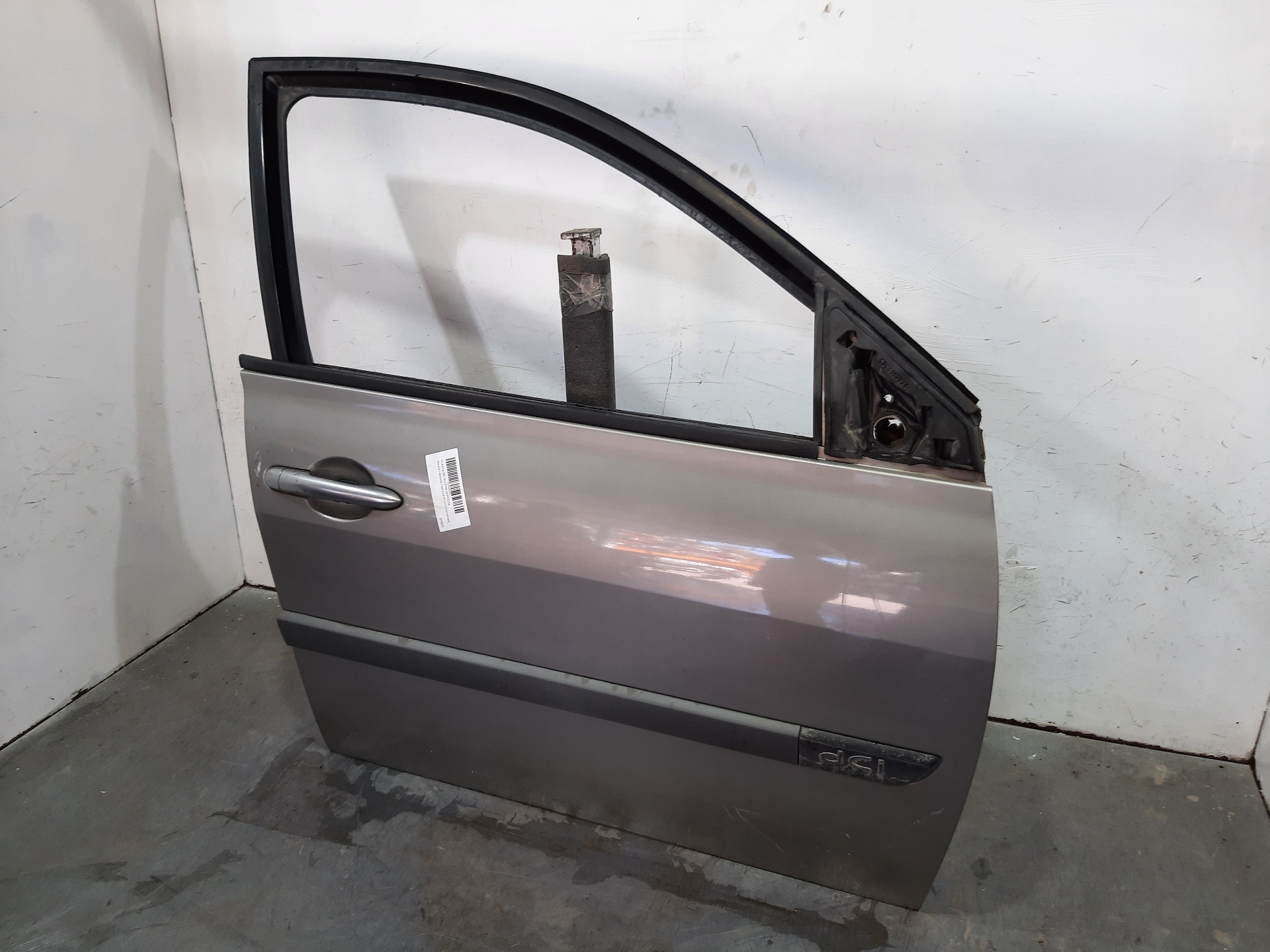 RENAULT Megane 2 generation (2002-2012) Front Right Door 7751473729 20816572