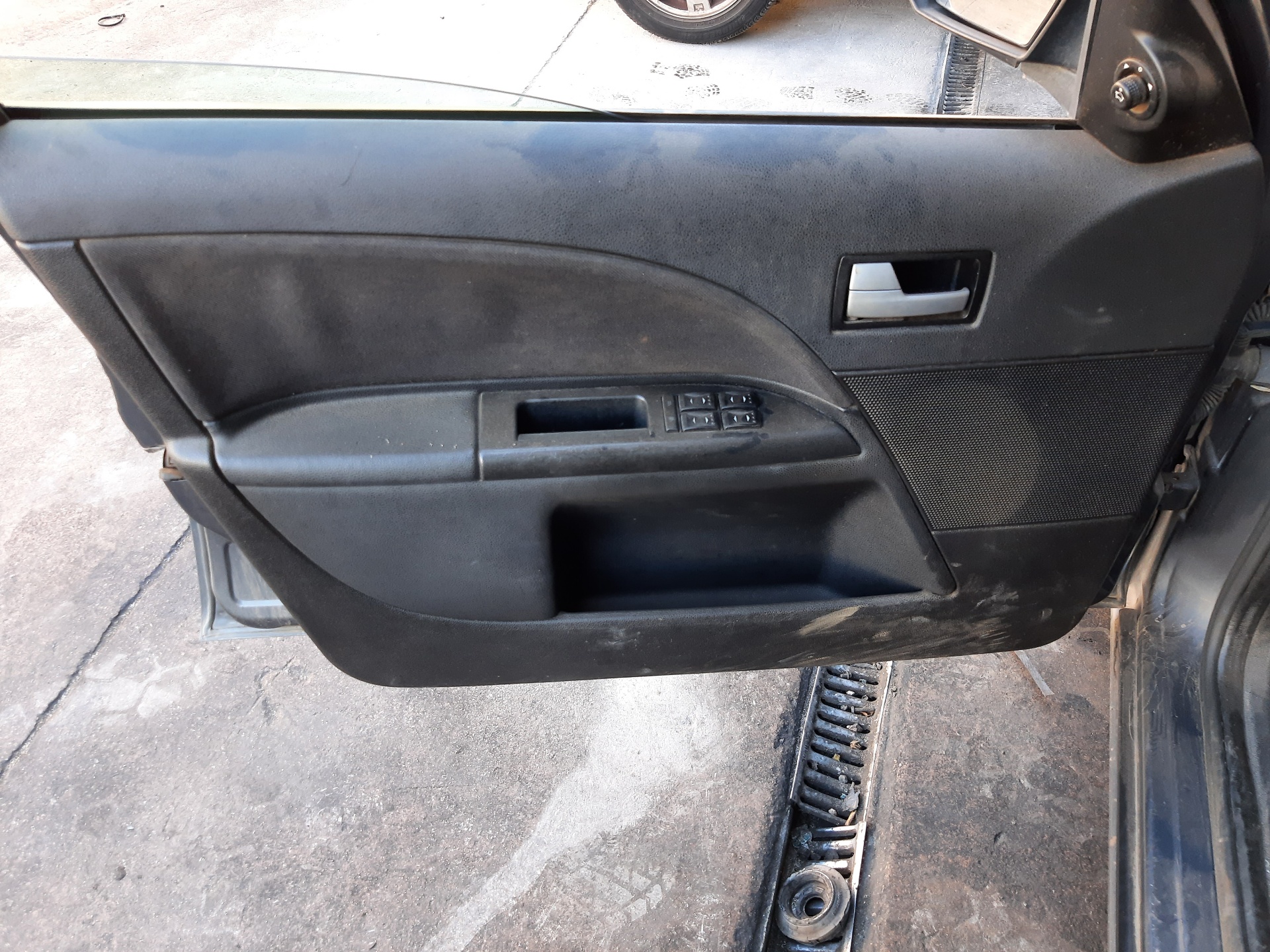 FORD Mondeo 3 generation (2000-2007) Front Right Door 1446436 20615960