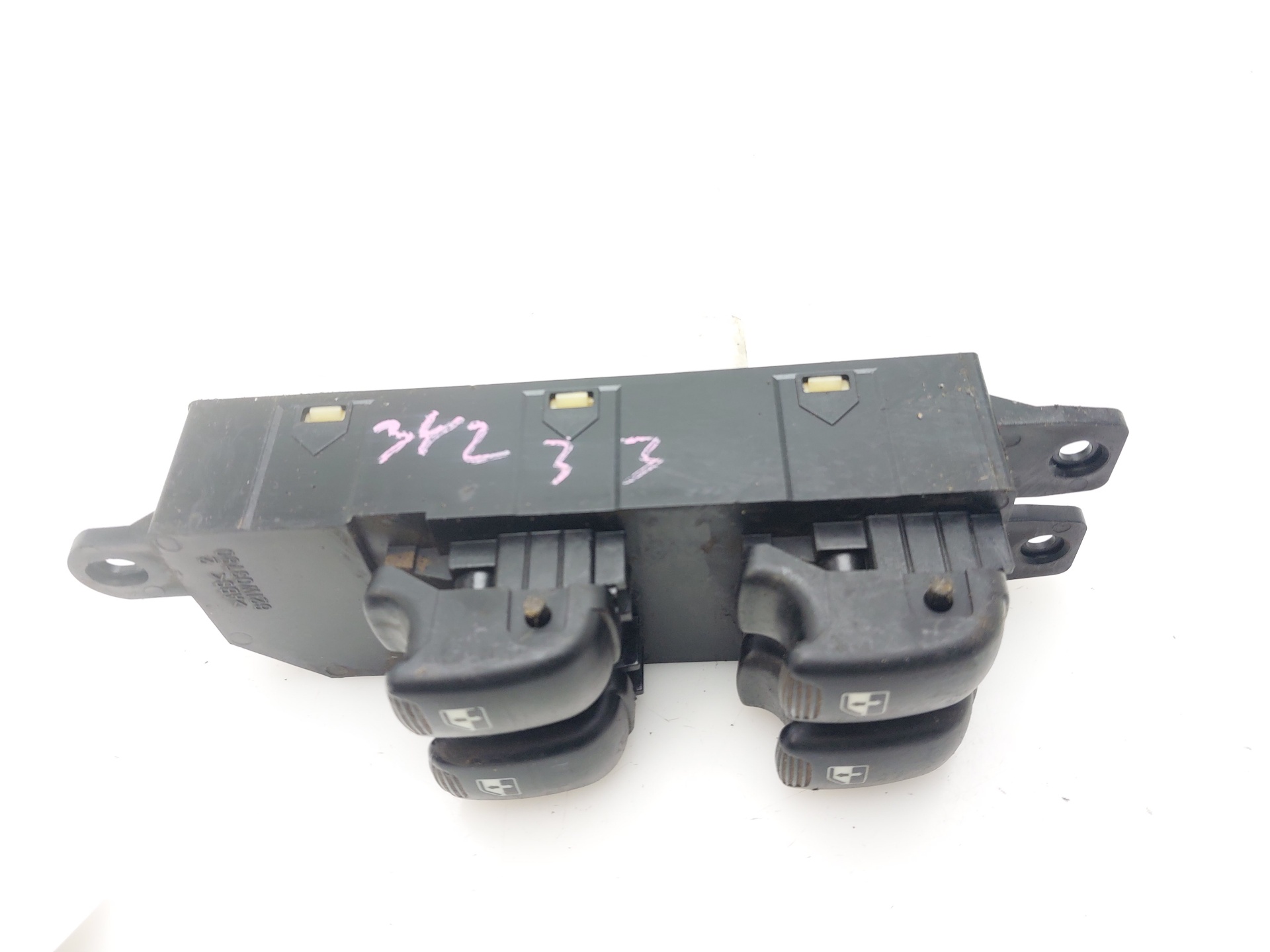 HYUNDAI Santa Fe SM (2000-2013) Front Left Door Window Switch 9357026100 24298341