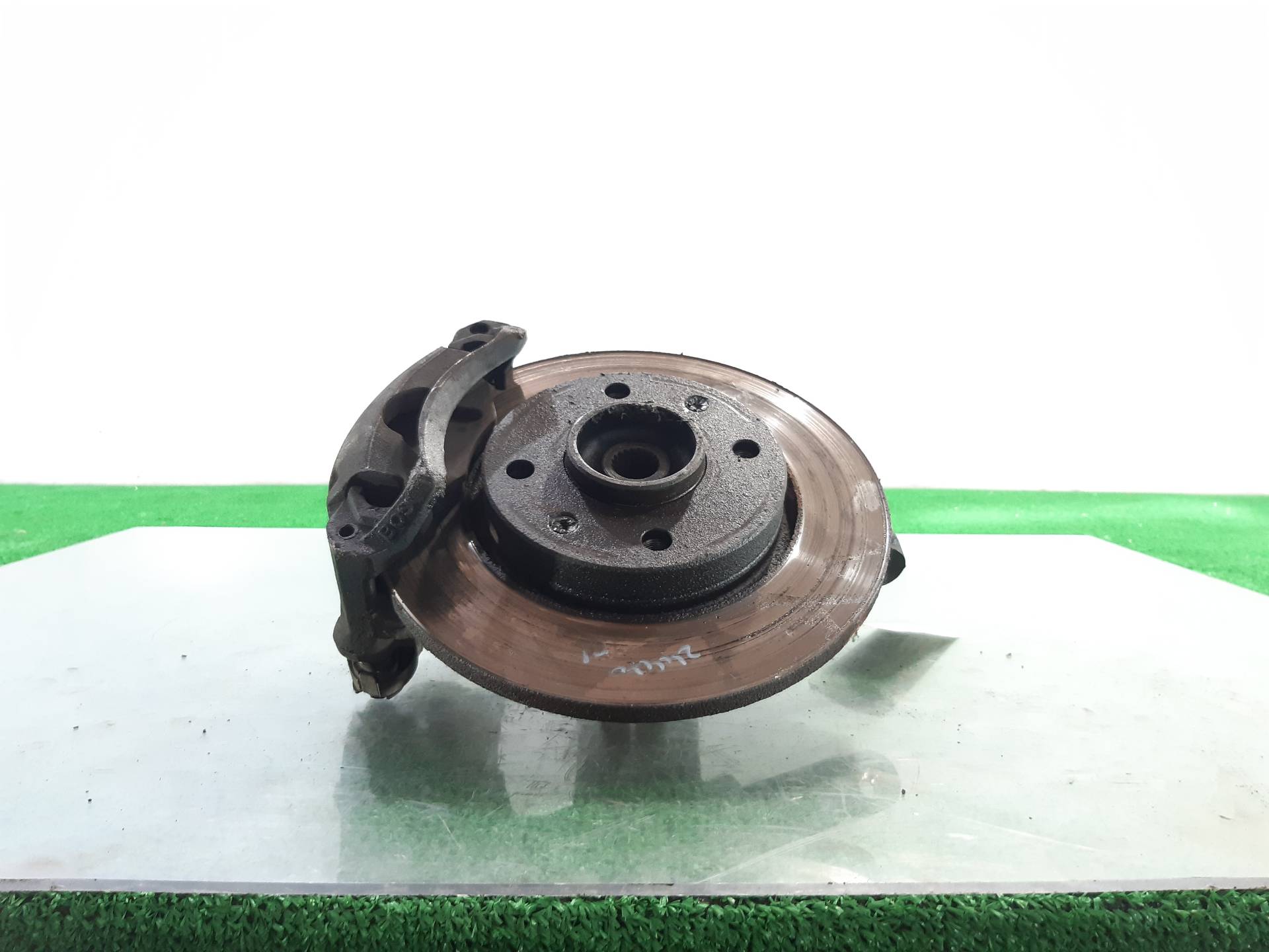 FORD 206 1 generation (1998-2009) Front Left Wheel Hub 364652 18707145