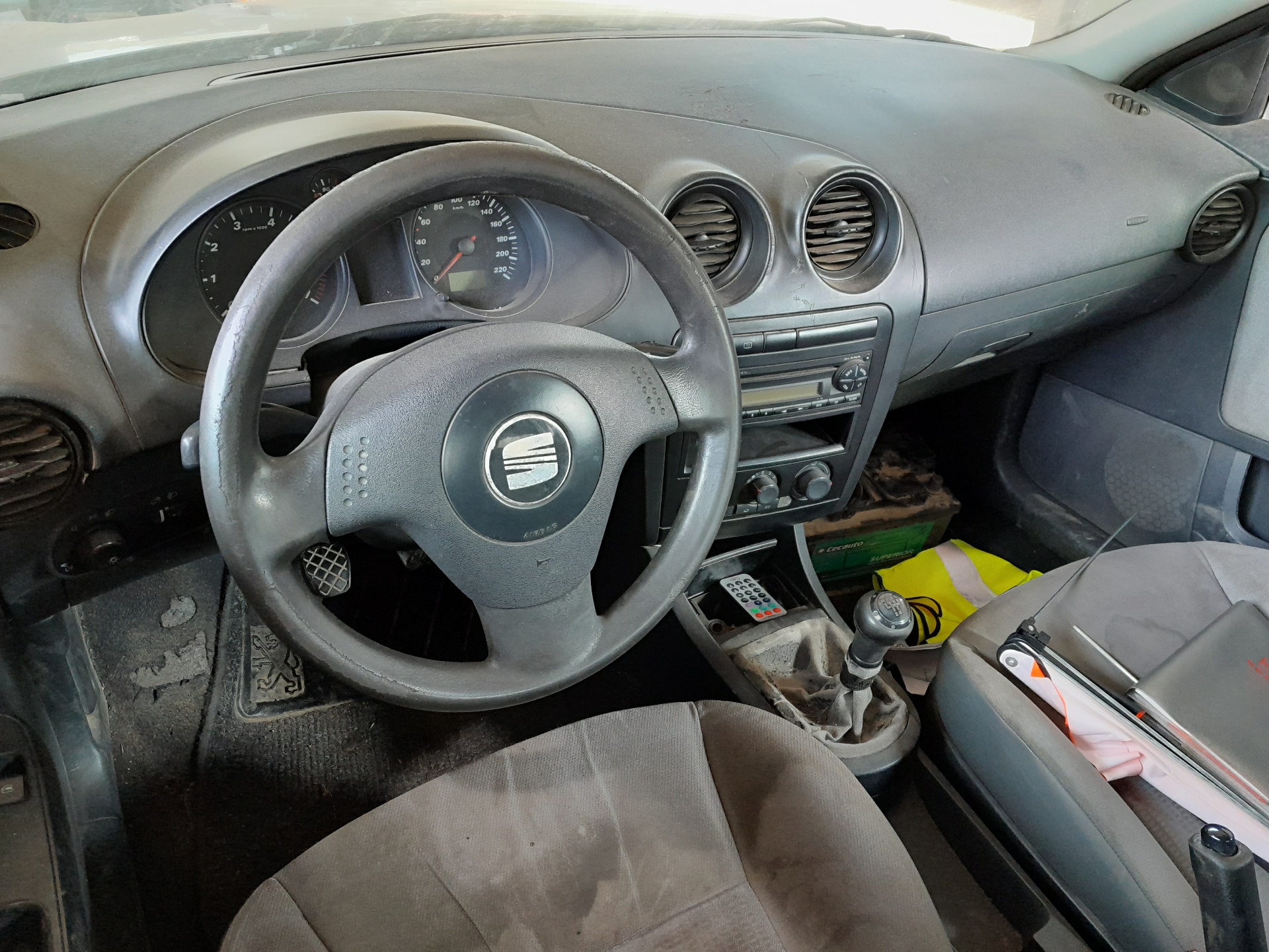 SEAT Cordoba 2 generation (1999-2009) Front Left Door Lock 3B1837015AQ 22458194