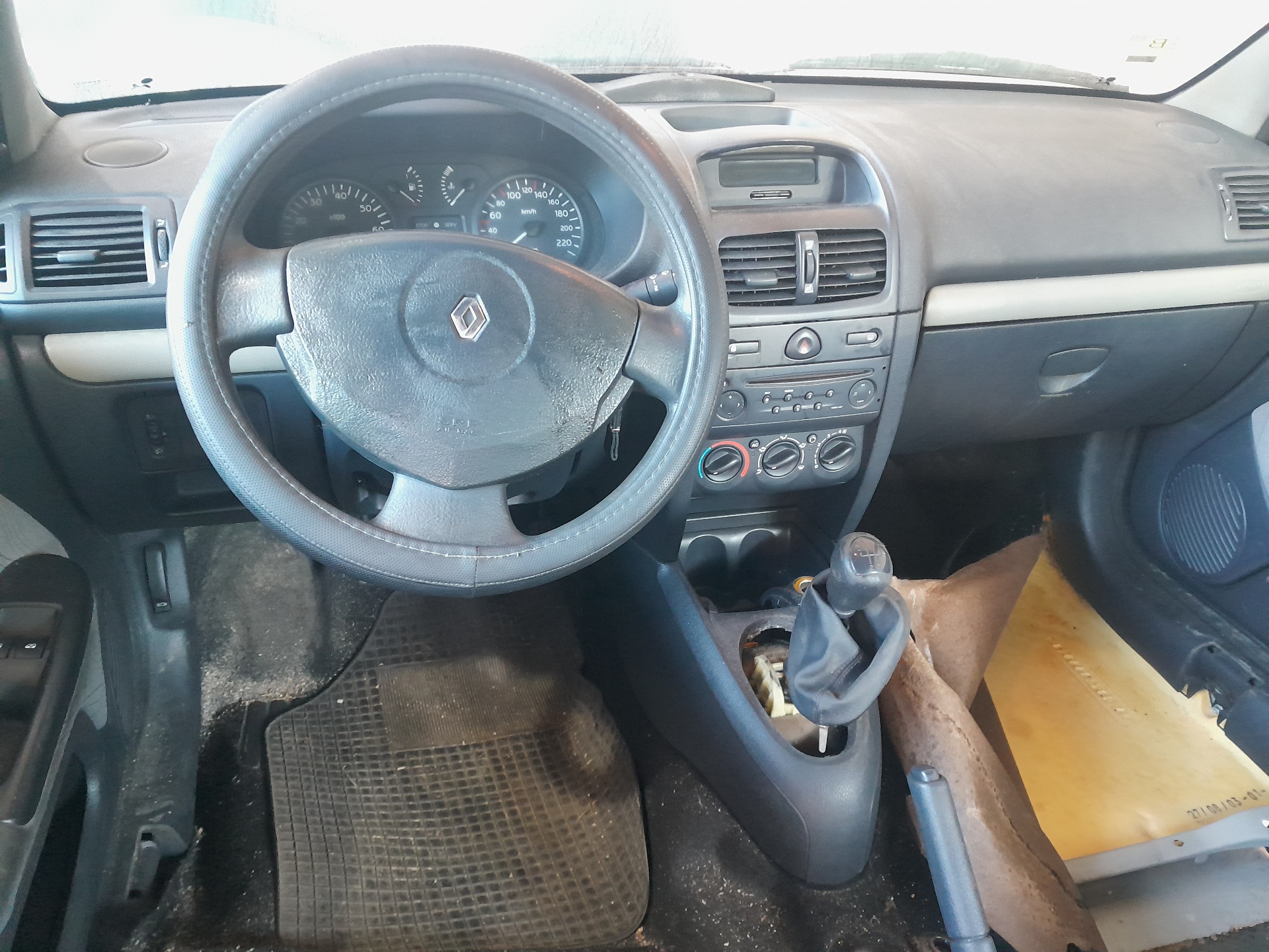 RENAULT Clio 3 generation (2005-2012) Højre bagerste indvendige åbningshåndtag 7700423888 22917203