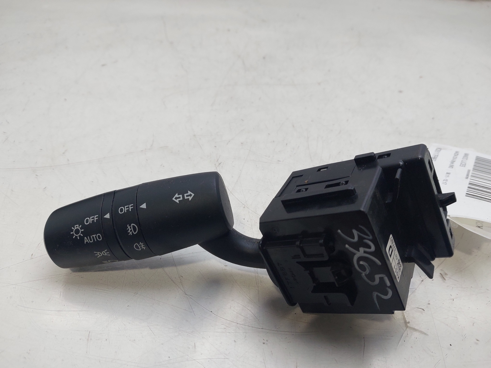 MAZDA CX-5 1 generation (2011-2020) Headlight Switch Control Unit KD5117F887 24972969