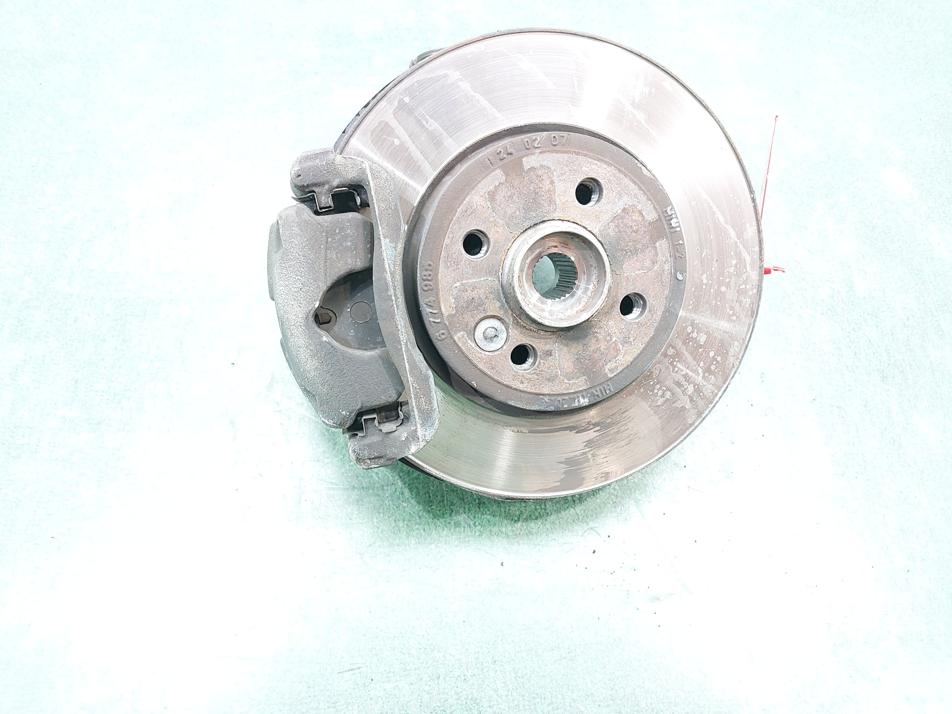 MINI Cooper R56 (2006-2015) Front Left Wheel Hub 31216779795 22341170