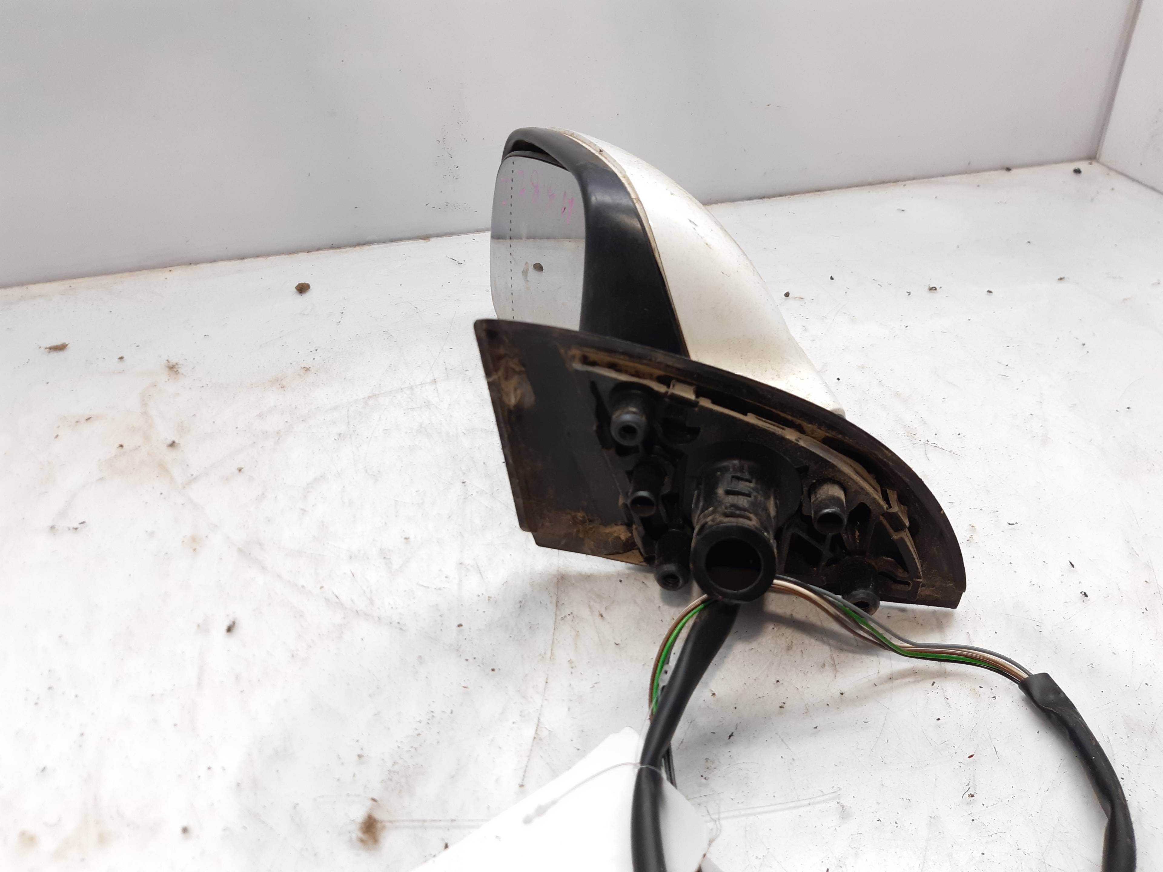 PEUGEOT 307 1 generation (2001-2008) Left Side Wing Mirror 96347726XT 22457191