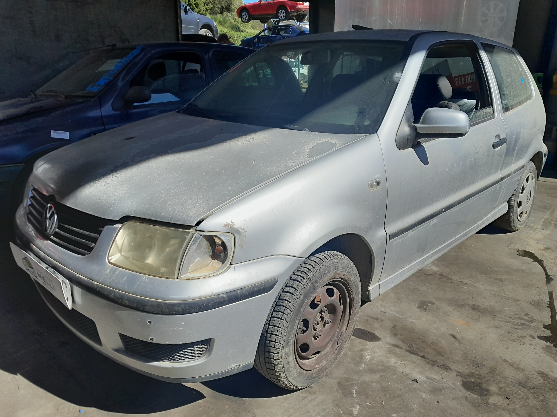 NISSAN Polo 3 generation (1994-2002) Citas virsbūves detaļas 1J6827565A 23021227