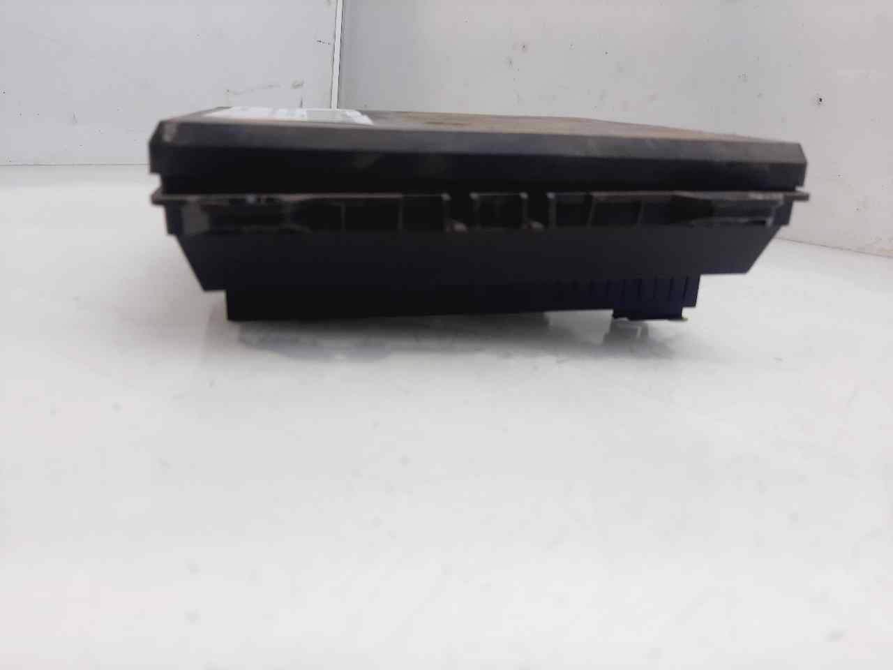 SEAT Ibiza 3 generation (2002-2008) Fuse Box 6Q1937049D 25304211