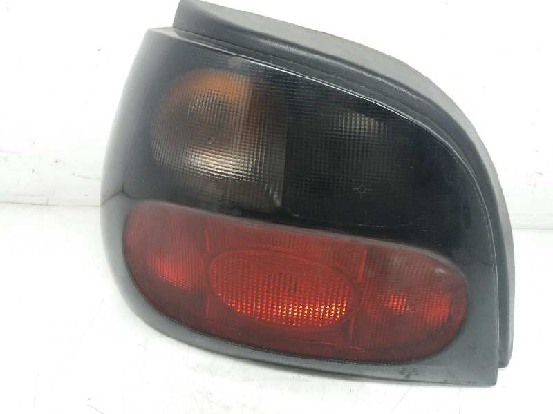 RENAULT Megane 1 generation (1995-2003) Bal hátsó lámpa 7700828137 24105624