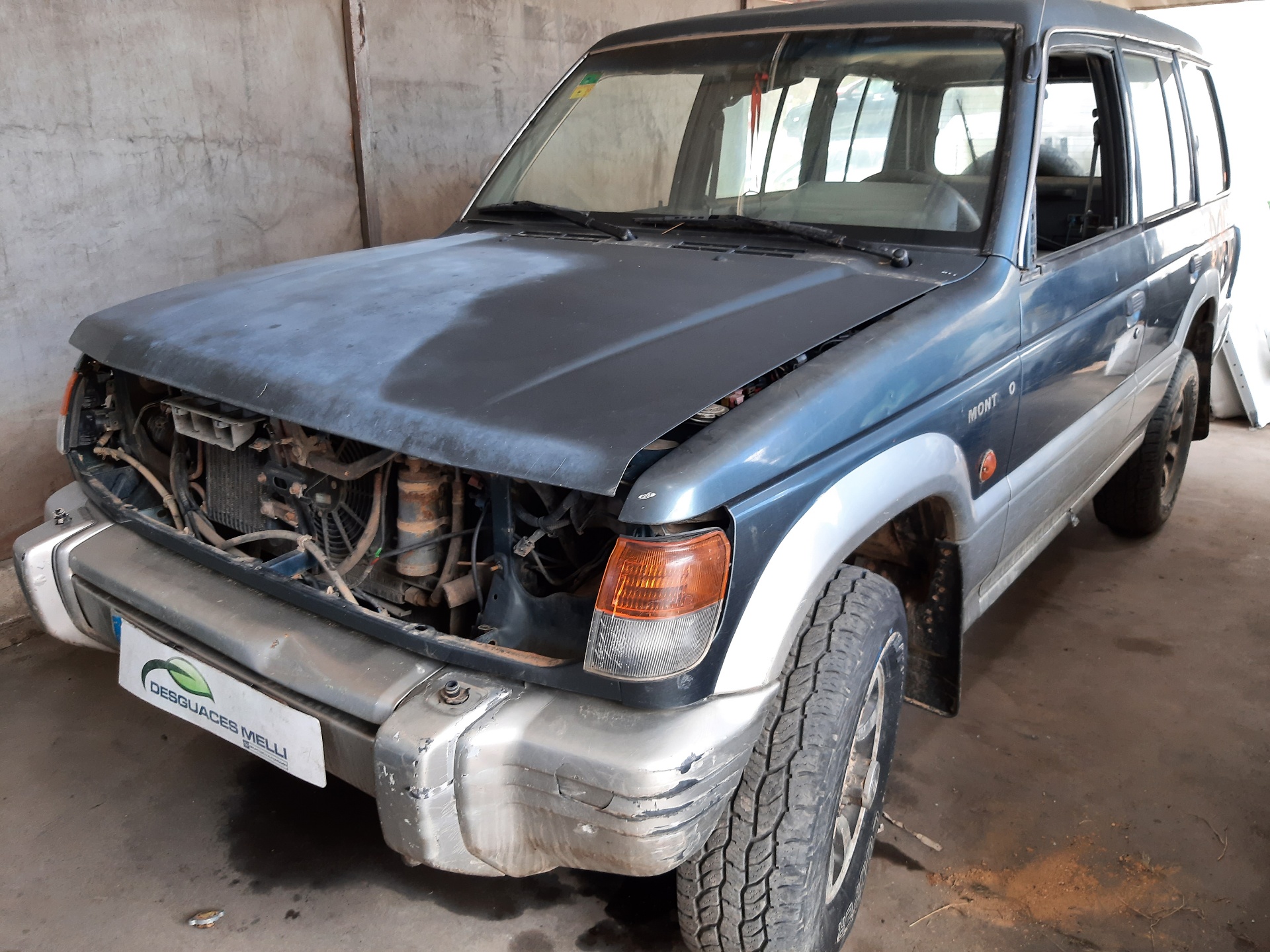 MITSUBISHI Pajero 2 generation (1991-1999) Other Interior Parts 12V7C22 24135518