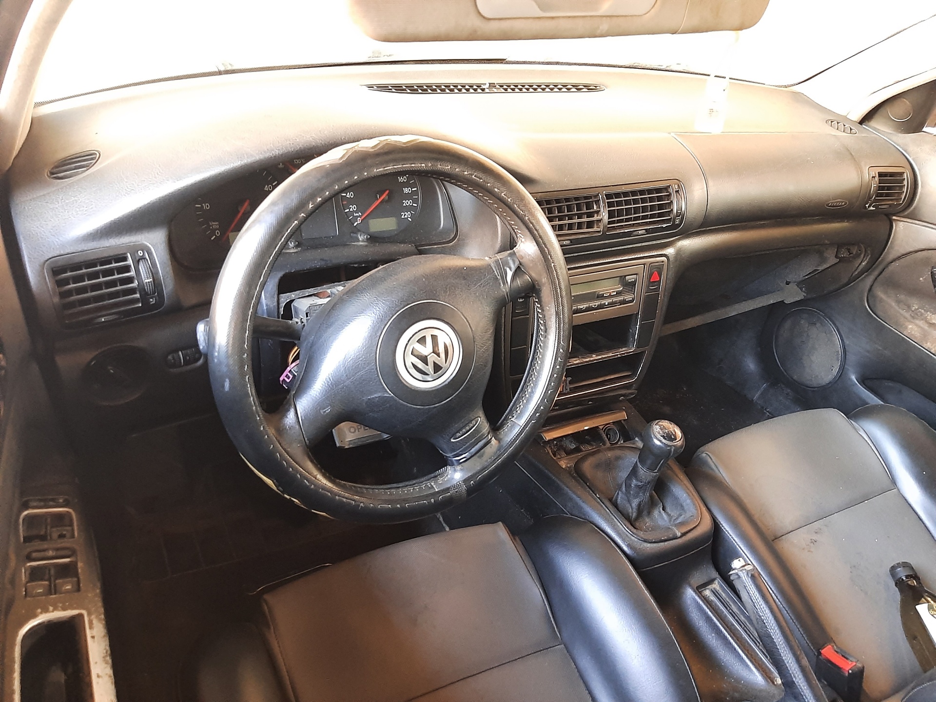 VOLKSWAGEN Polo 3 generation (1994-2002) Αντλία υδραυλικού τιμονιού 8D0145155Q 25789085