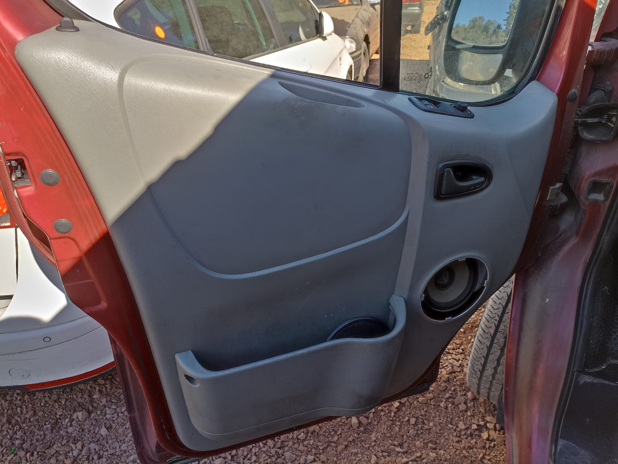 OPEL Vivaro A (2002-2006) Стеклоочистители спереди 7700311584 22018368