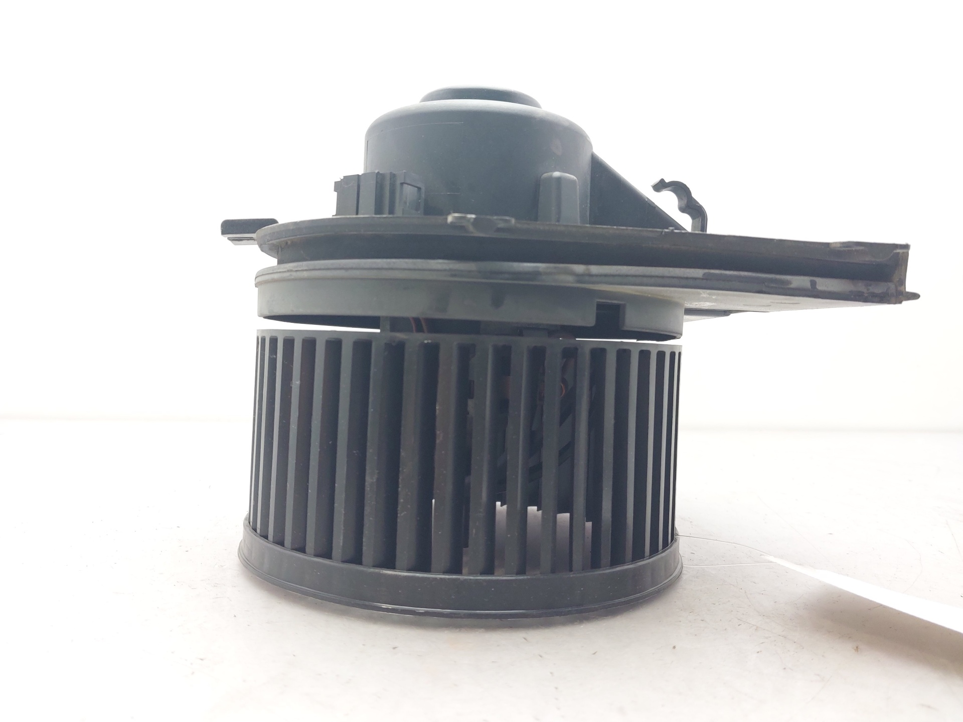 VOLKSWAGEN Bora 1 generation (1998-2005) Heater Blower Fan 1J1819021A 23032158