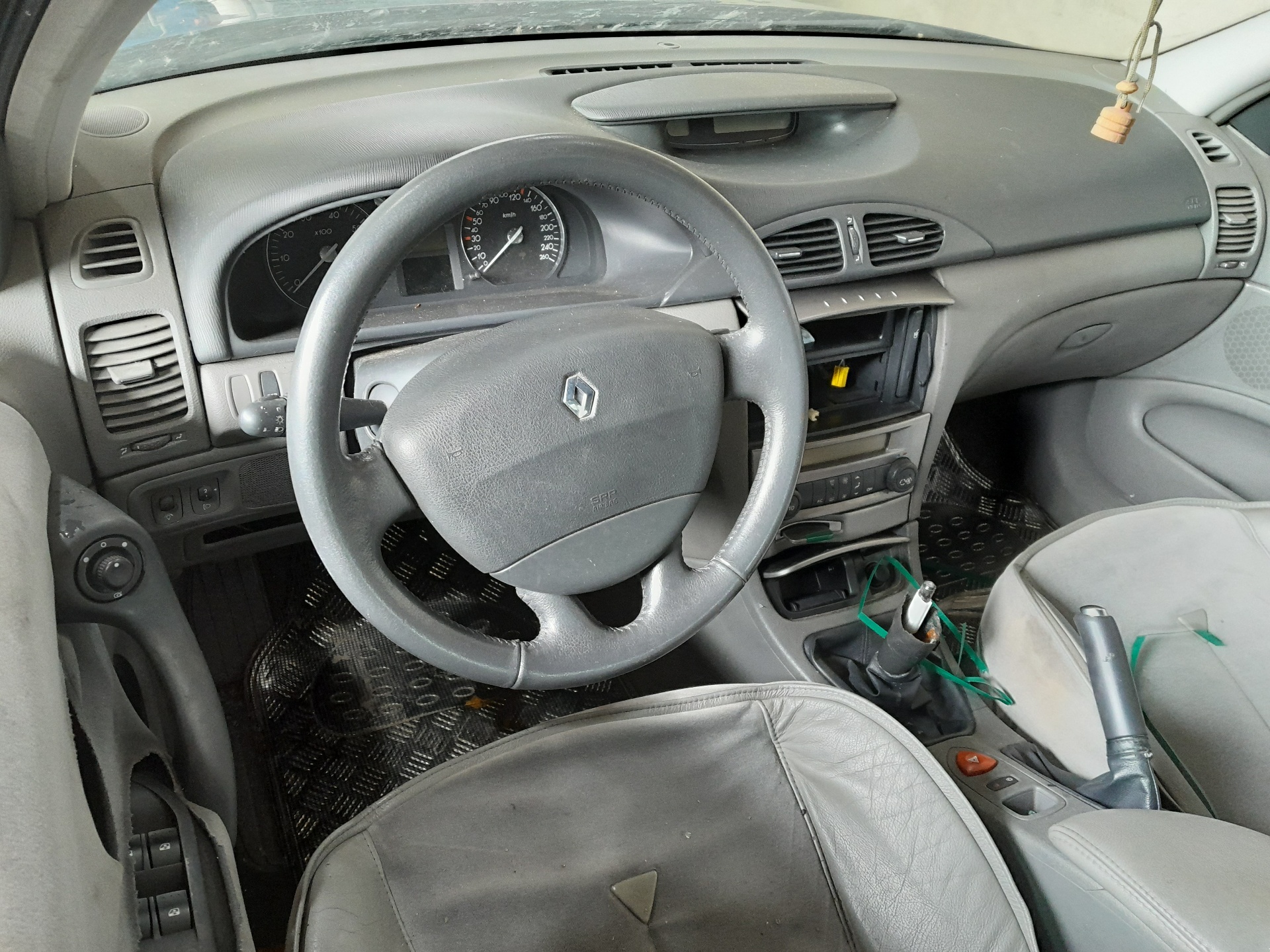 RENAULT Laguna 2 generation (2001-2007) Генератор 8200112065 22463862