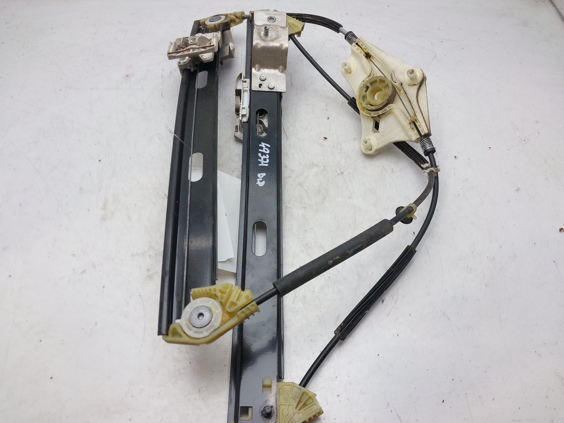 SEAT Leon 3 generation (2012-2020) Front Right Door Window Regulator 5F4837462D 22484622