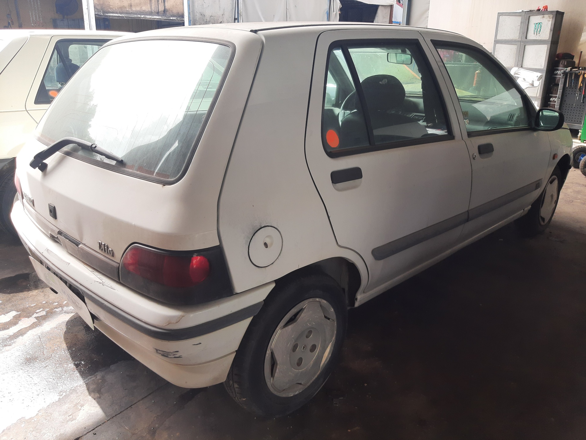 RENAULT Clio 1 generation (1990-1998) Преден десен мигач на калника 7700799758 25316512