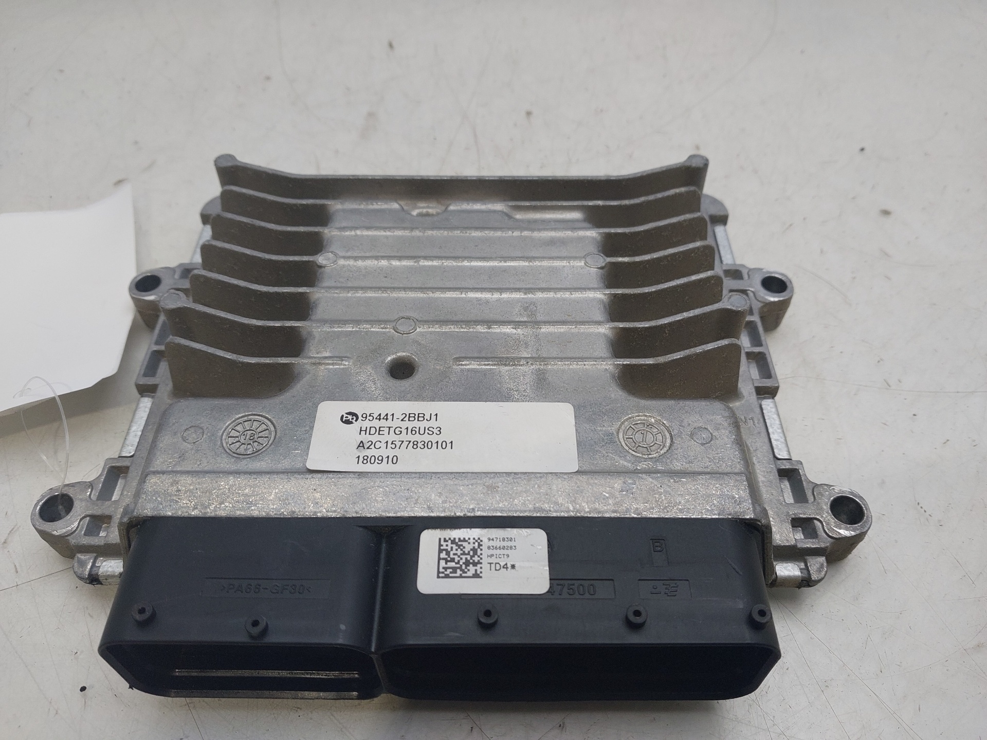 KIA Niro 1 generation  (2016-2022) Engine Control Unit ECU 954412BBJ1 25425639