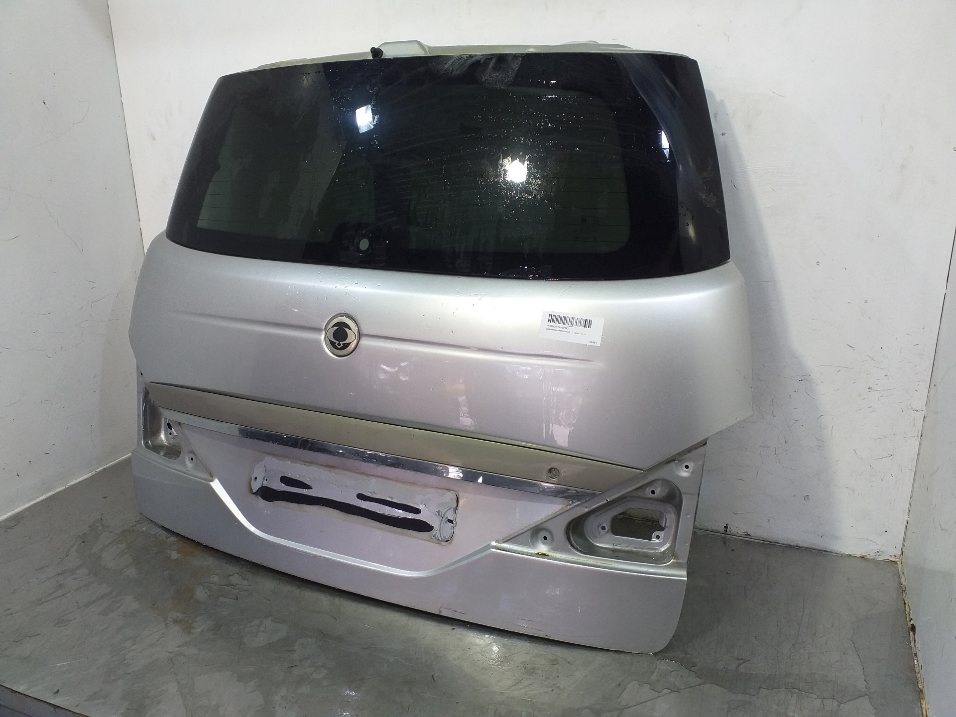 SSANGYONG Rodius 1 generation (2004-2010) Крышка багажника 6401121101 25506660