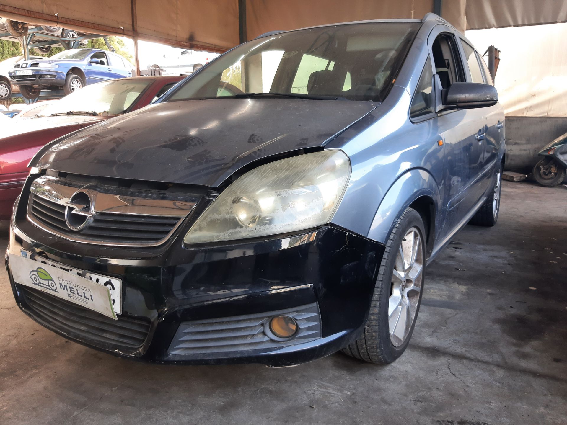 OPEL Zafira B (2005-2010) Блок предохранителей 13206754 25696803