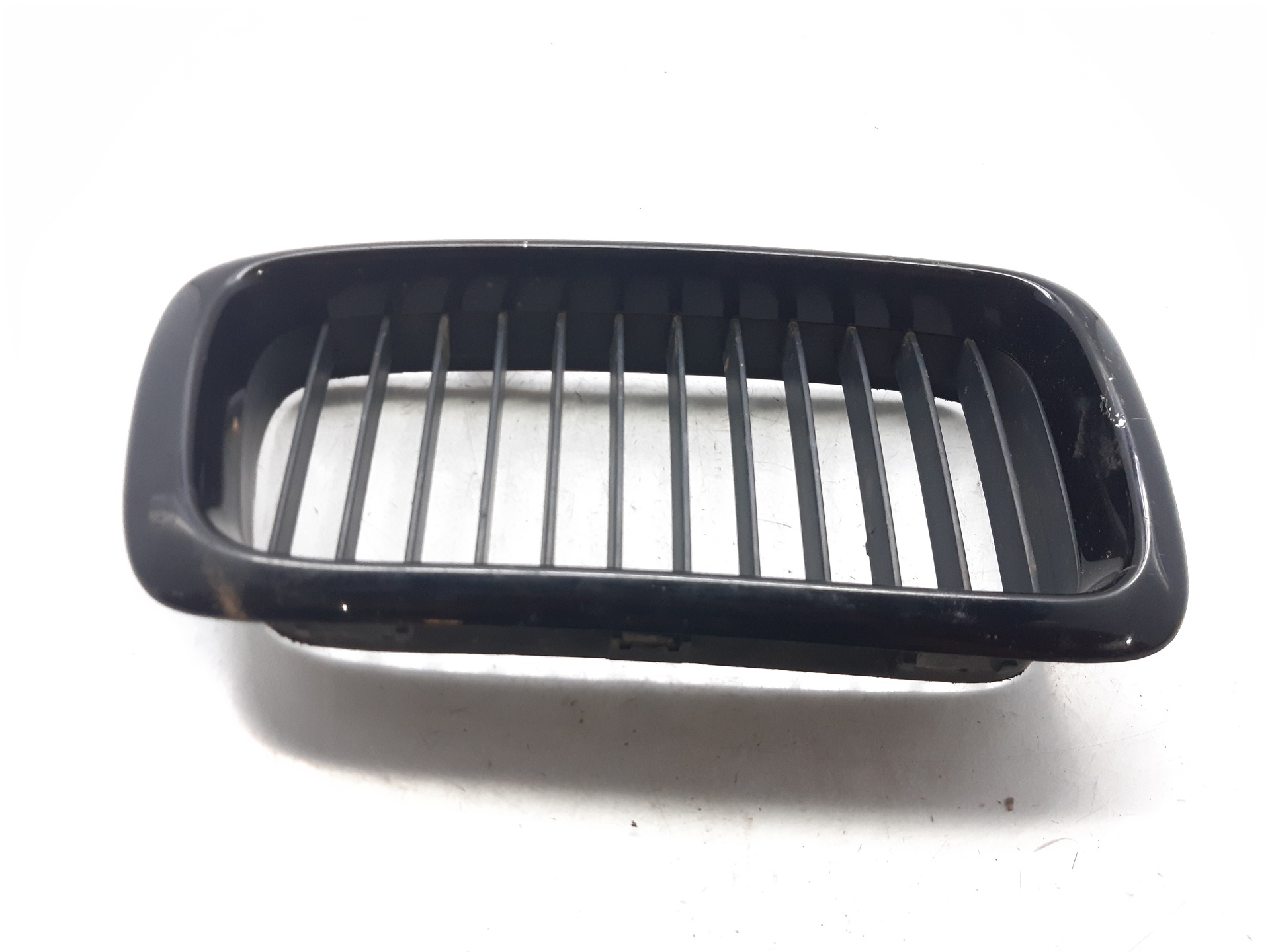 BMW 7 Series E38 (1994-2001) Radiator Grille 51138125812 18653396