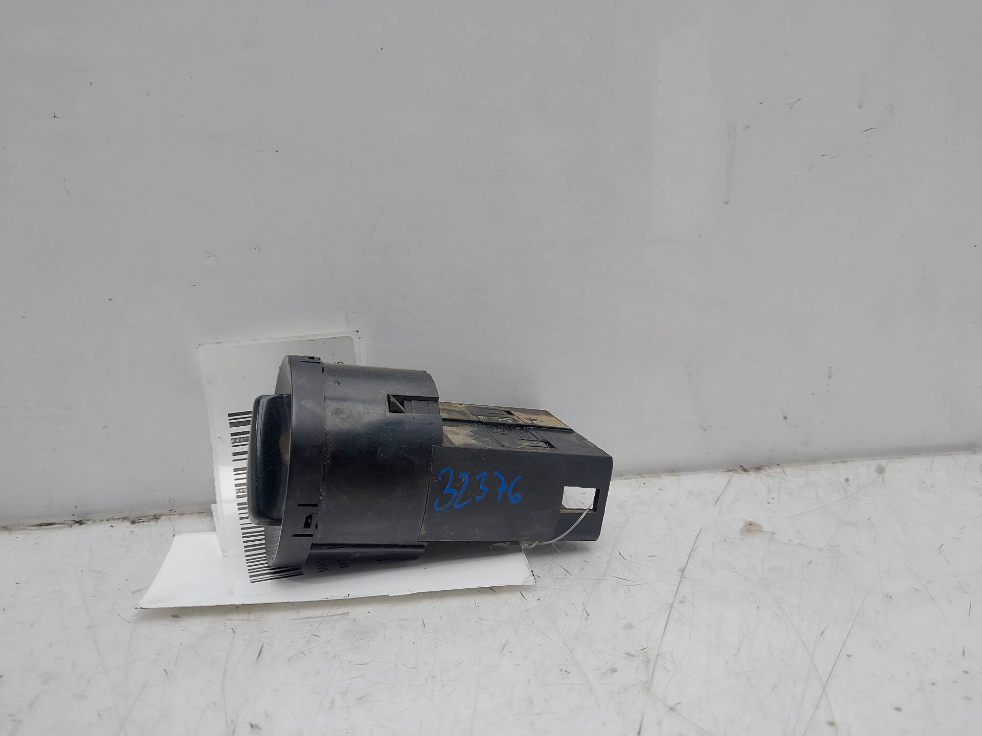 SKODA Superb 1 generation (2001-2008) Headlight Switch Control Unit 3B0941531C 21541150