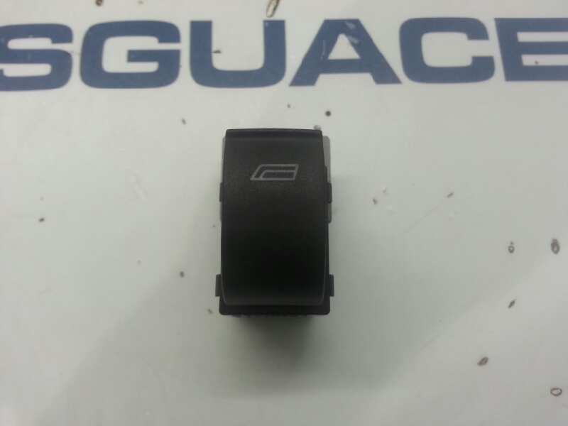 AUDI A3 8L (1996-2003) Front Right Door Window Switch 4B0959855 24124579