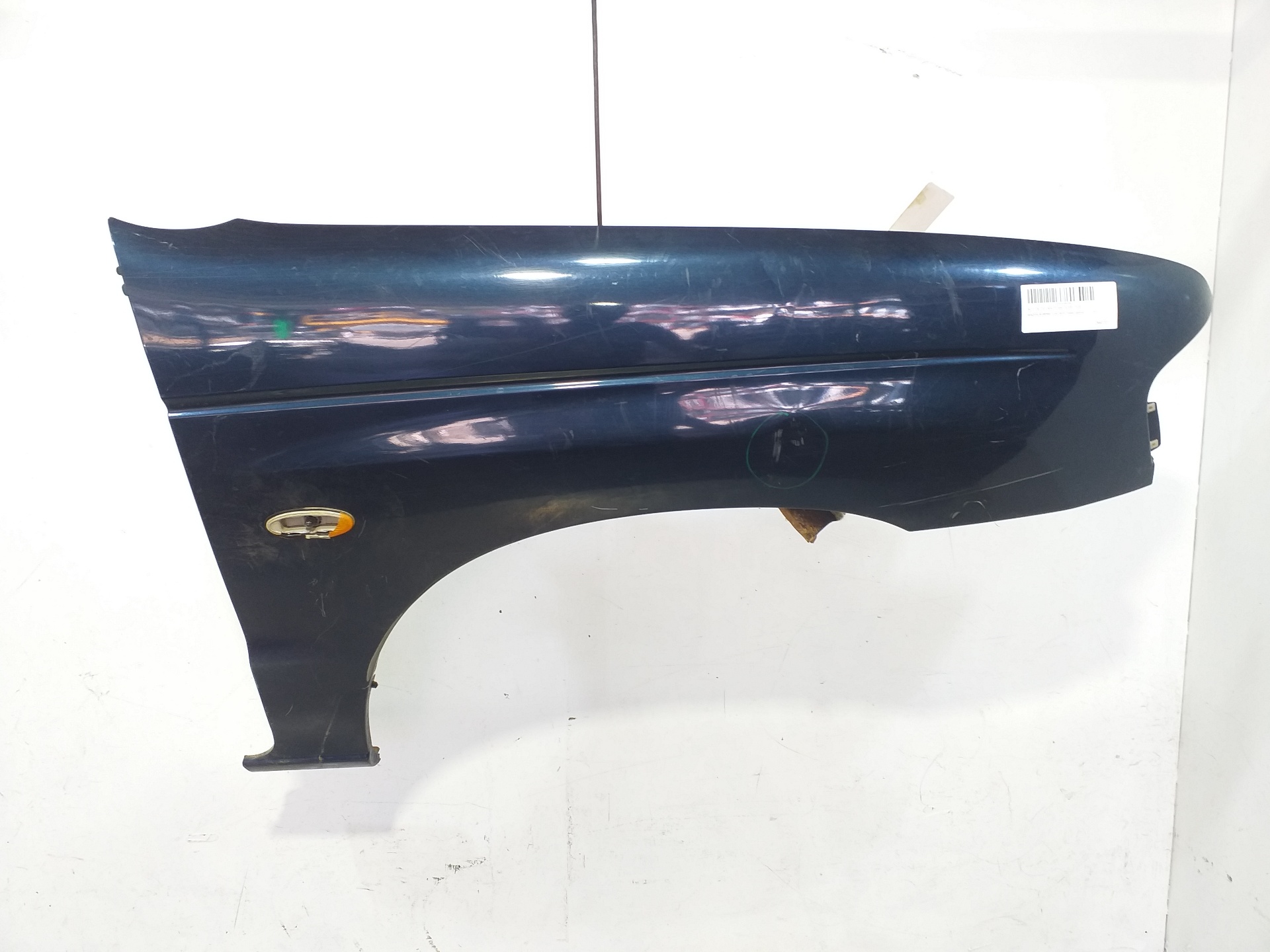 MAZDA Front Right Fender UH8152111A 24550280