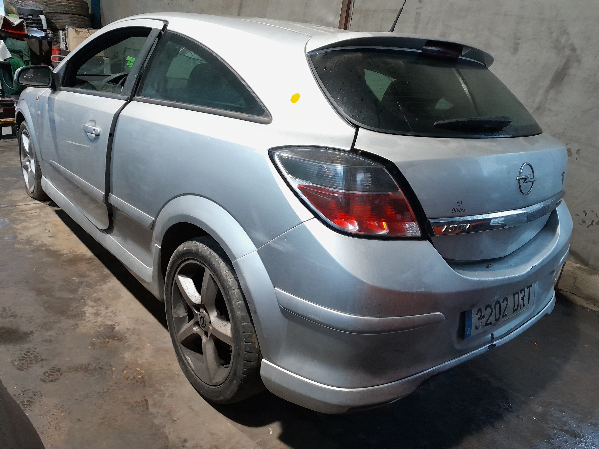 SUBARU Astra H (2004-2014) Kitos kėbulo dalys 461088395 22484582